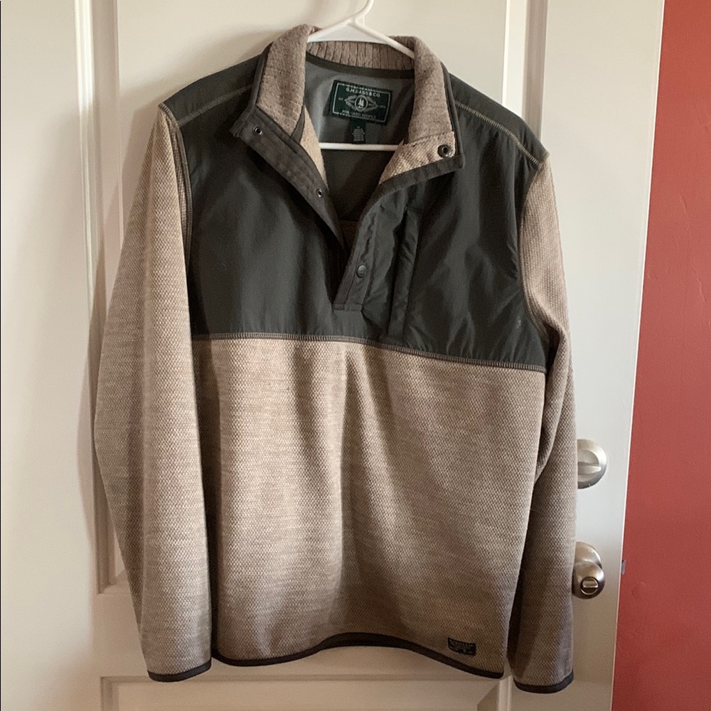 G.H. Bass & Co. Green and Tan Lightweight Shirt Jacket with Modern Style